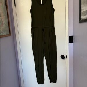 Pretty Garden Dark Green Sleeveless Jumpsuit